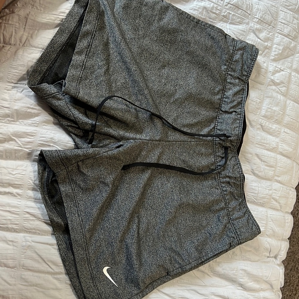Women’s Nike shorts size xs
